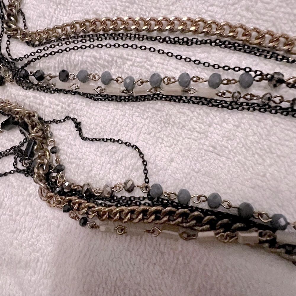Express gold beaded long necklace. Lots of rows - Picture 7 of 7